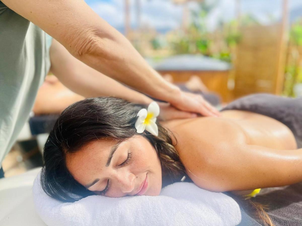 Сasa de vacaciones Amani Suite Con Jacuzzi Climatizado Y Piscina Buzanada